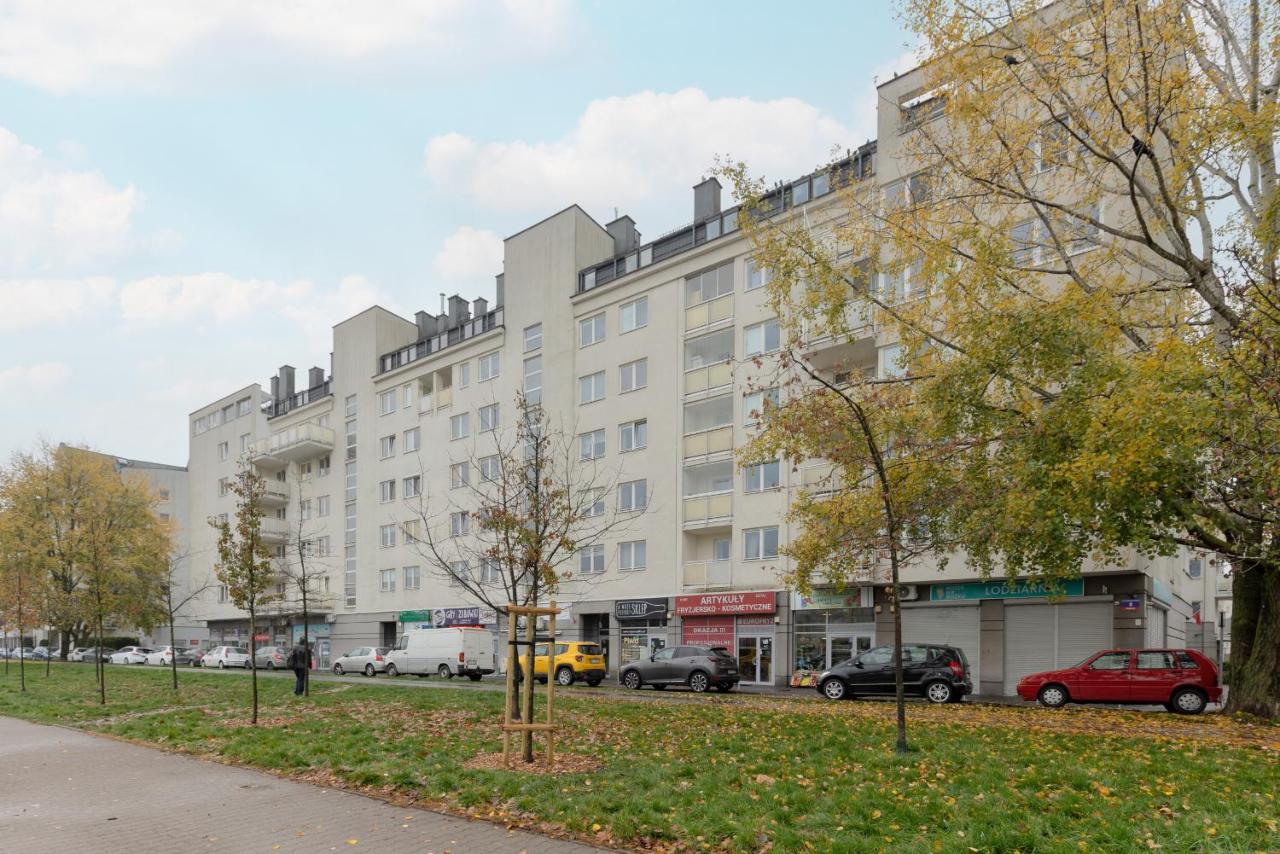 Metro Kabaty Lovely Studio Apartment By Noclegi Renters Warsawa Bagian luar foto